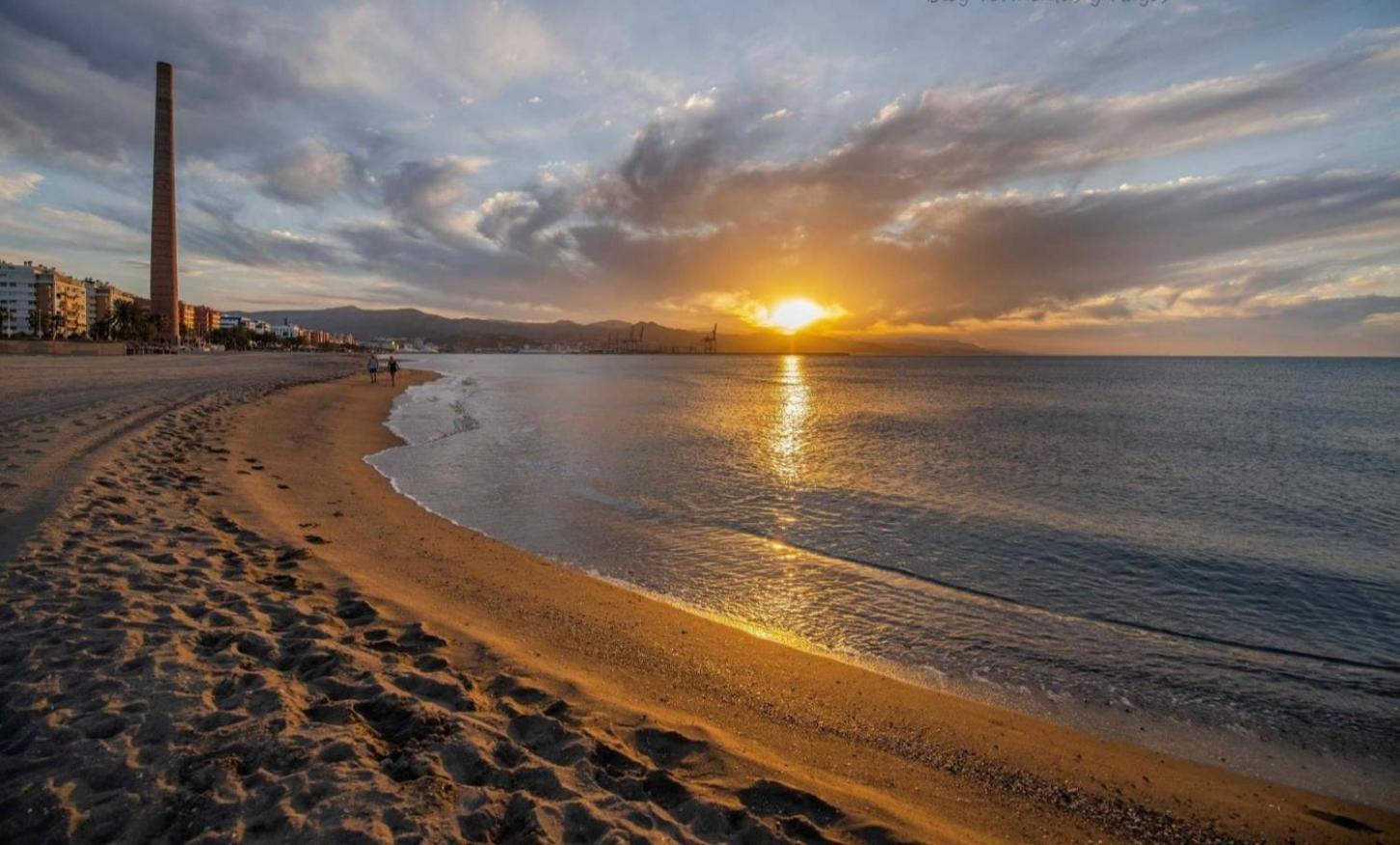 Habitacion Independiente Cerca Del Mar Málaga Exteriör bild