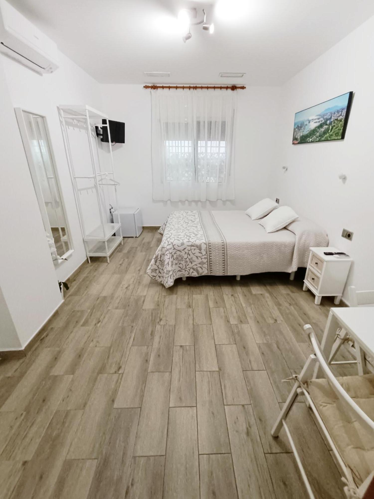 Habitacion Independiente Cerca Del Mar Málaga Exteriör bild